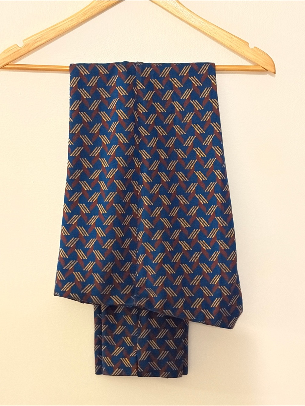 Women's Blue Patterned Leggings - Classic Geometric Print